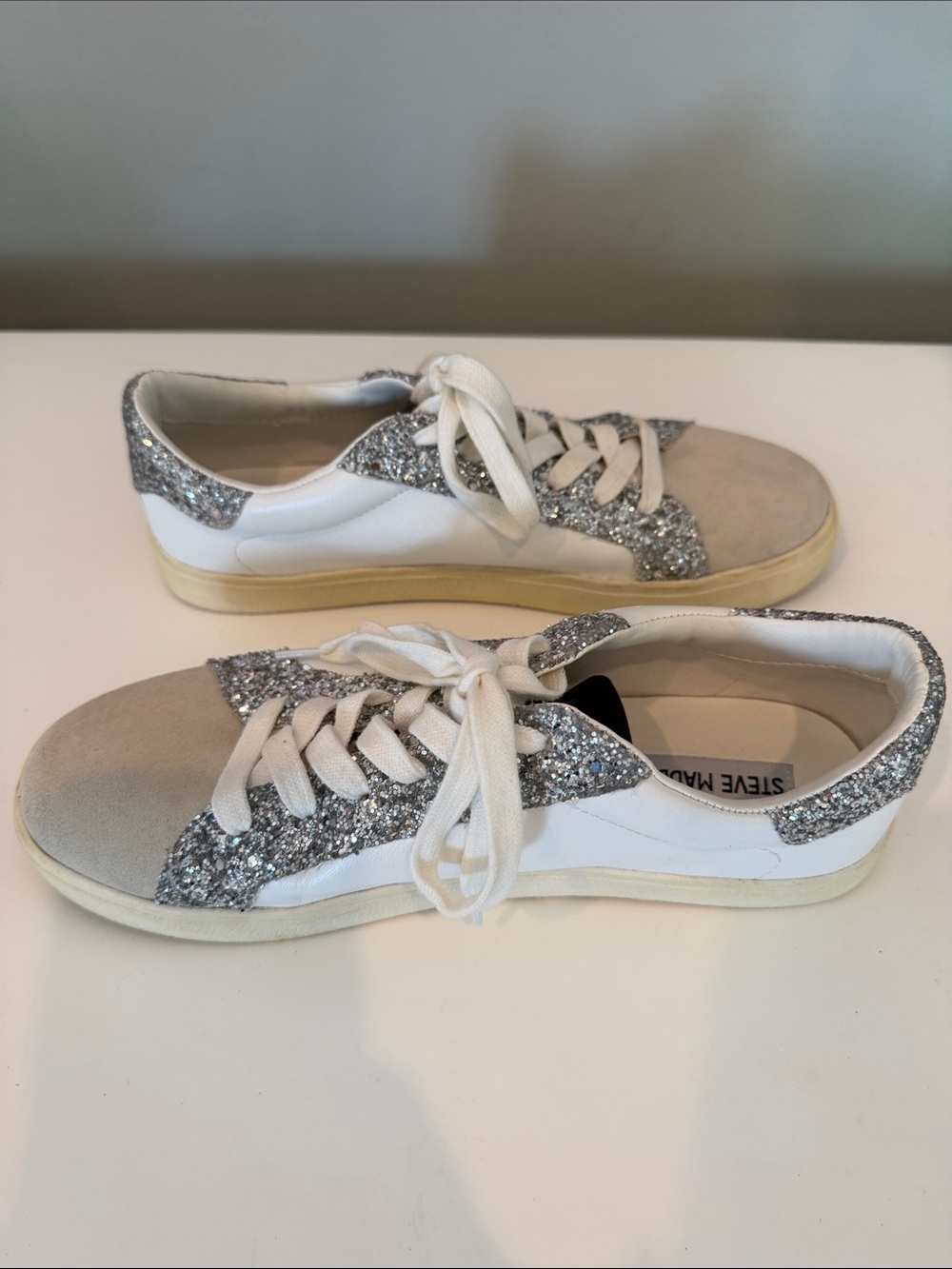 Steve Madden White Sneakers with Silver Glitter Star Detail - Picture 5 of 9